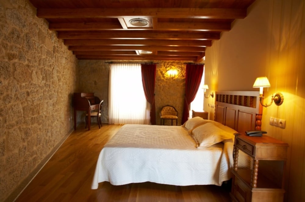 Hotel Vila Do Val 16/56