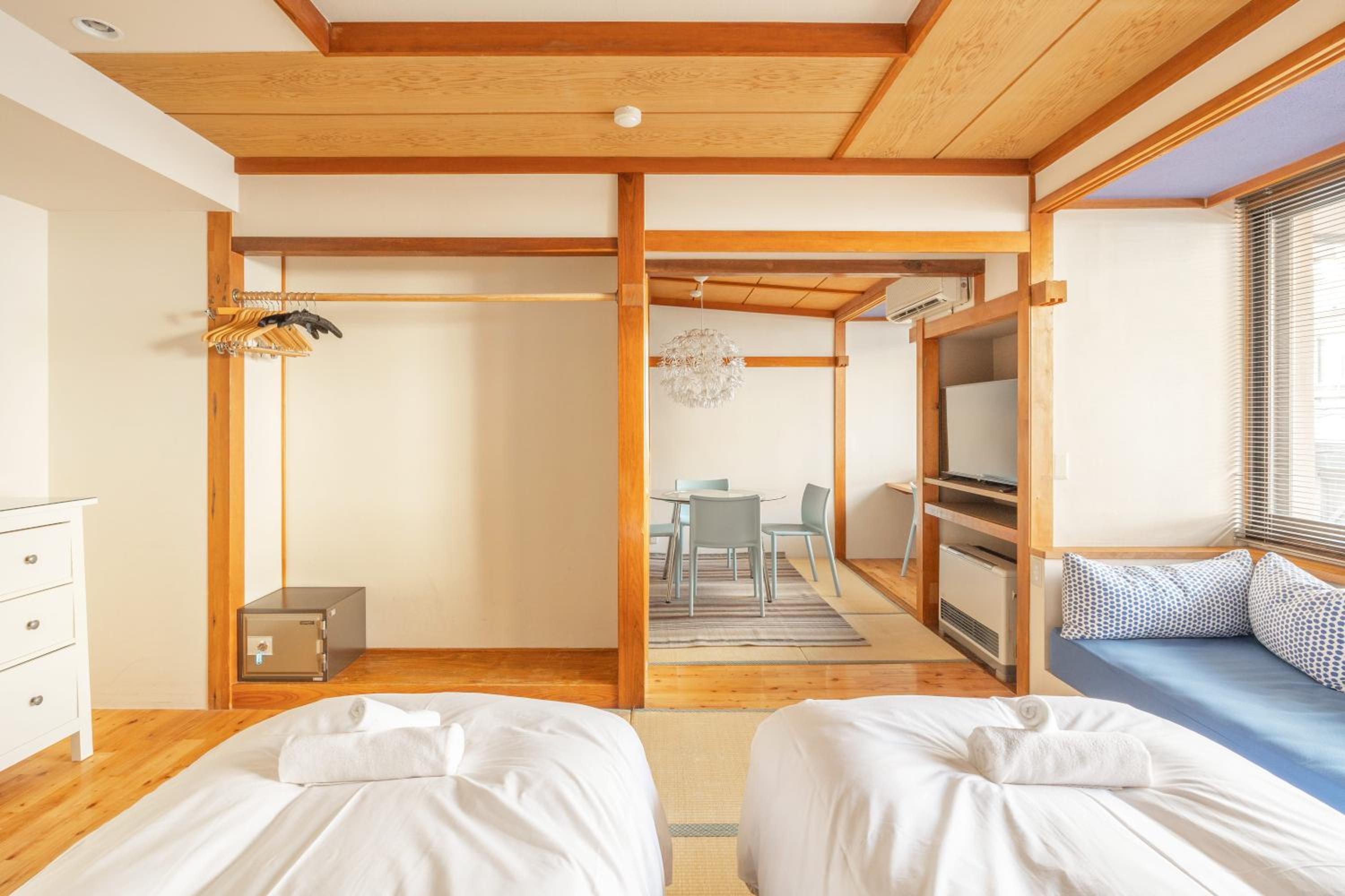 Address Nozawa 12/53