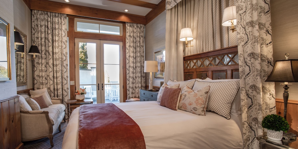 Peonies, Queen Bed