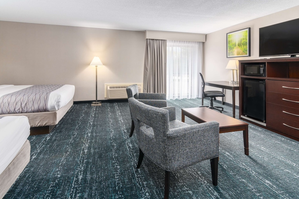 Best Western Plus Keene Hotel 37/63