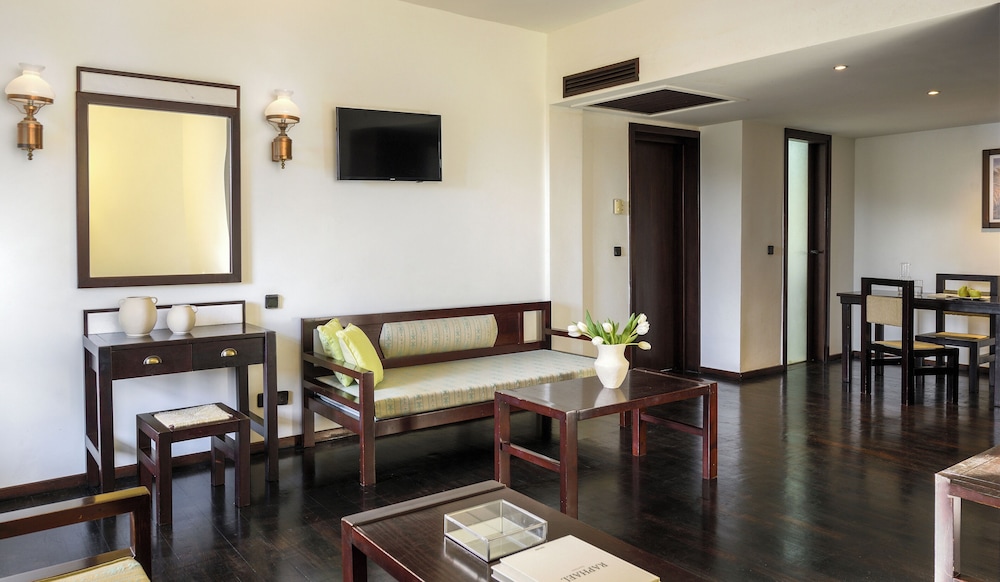 Simantro Resort 69/88