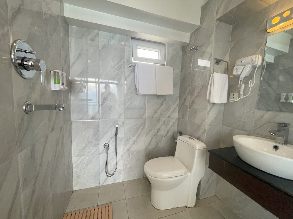 Hotel Himalayan Villa Pvt Ltd 47/50