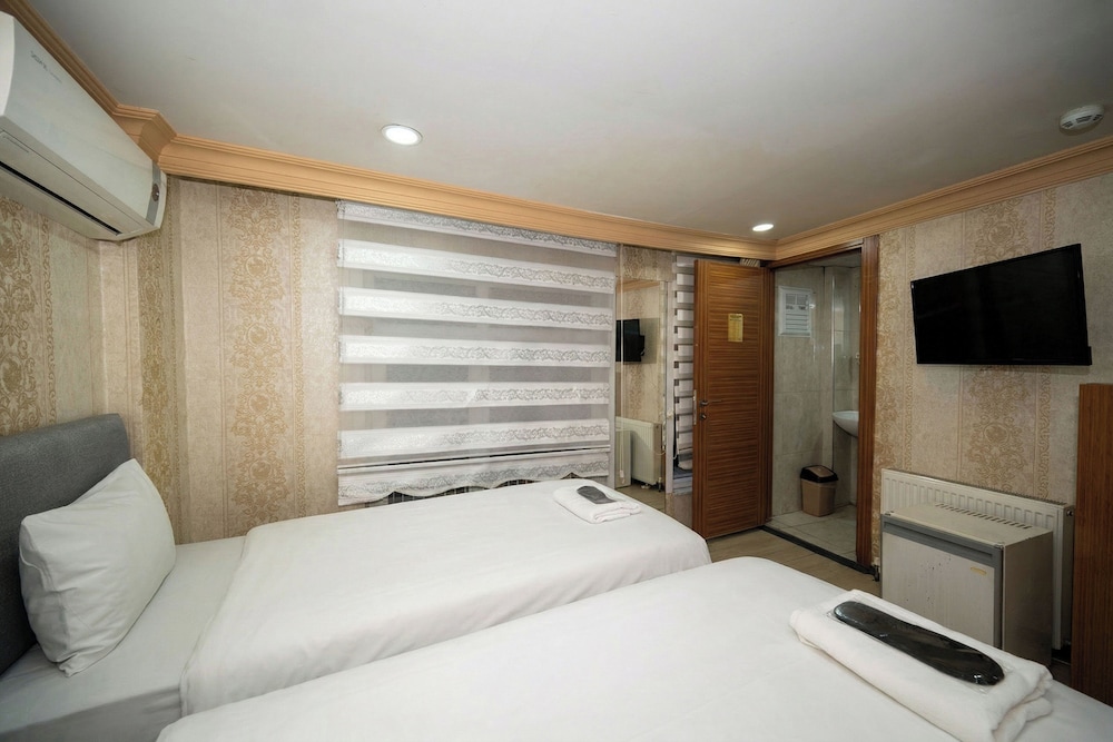 ECONOMY, BASEMENT