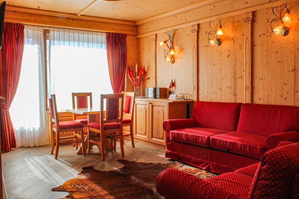 GRAND HOTEL SESTRIERE 46/63