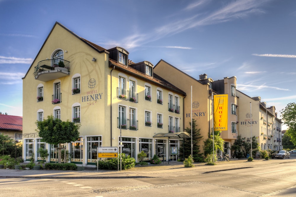 Hotel Henry 1/41
