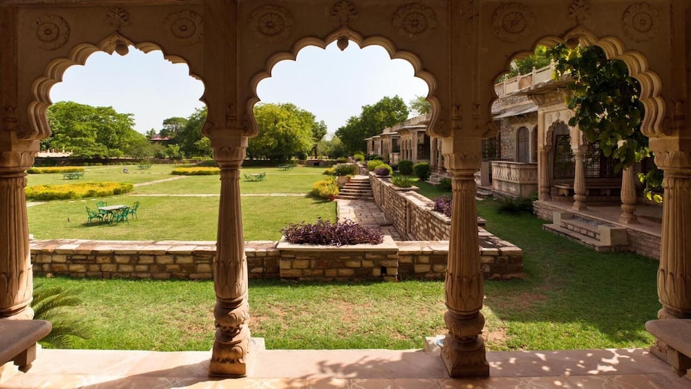 Neemrana's - Deo Bagh 42/48