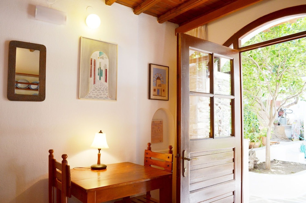 Villa Pinelopi 9/50