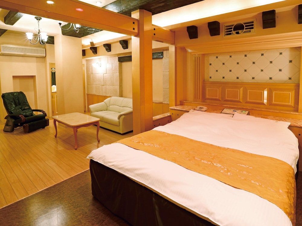 STANDARD, KING BED
