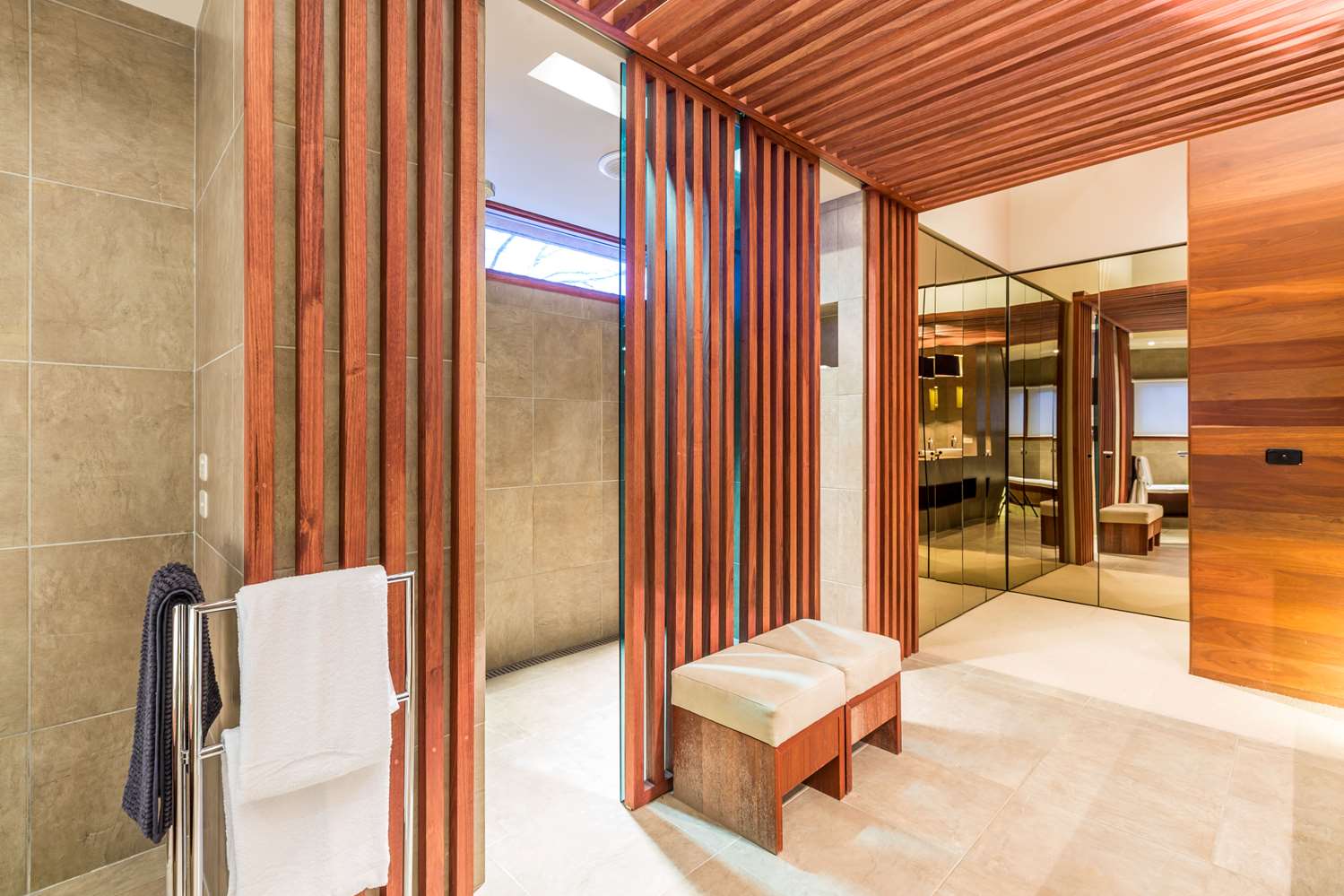 Club Wyndham Dinner Plain, Trademark Collection by Wyndham 8/26