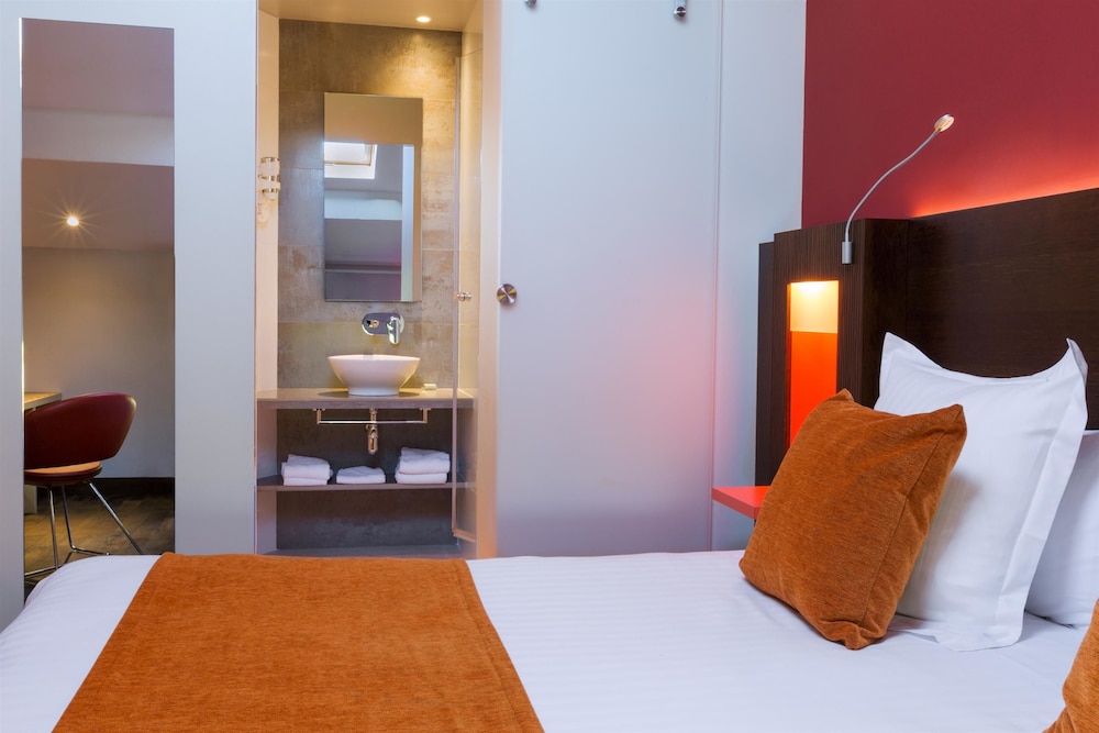 غرفة سوبيريور كبيرة بسرير كينج، Best Western Seine West Hotel 6/8