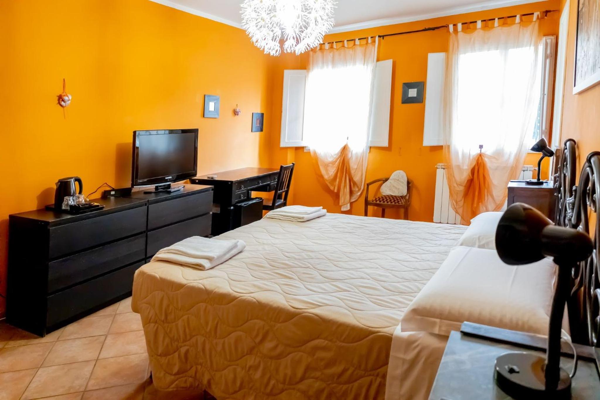 Emerald Palace Hostel 5/15