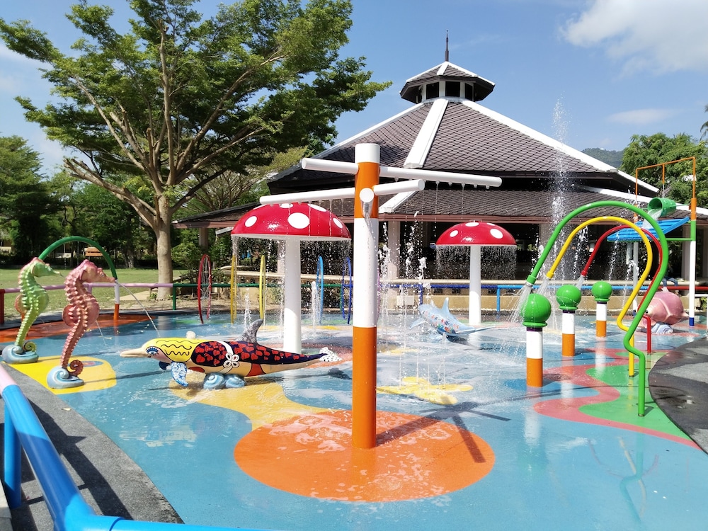 Duangjitt Resort & Spa 75/83
