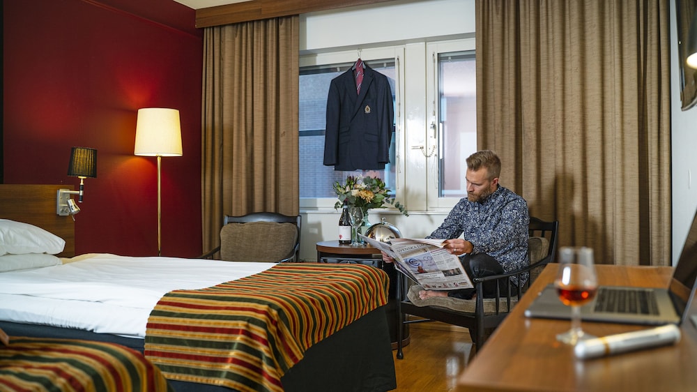 Clarion Hotel Winn 11/46
