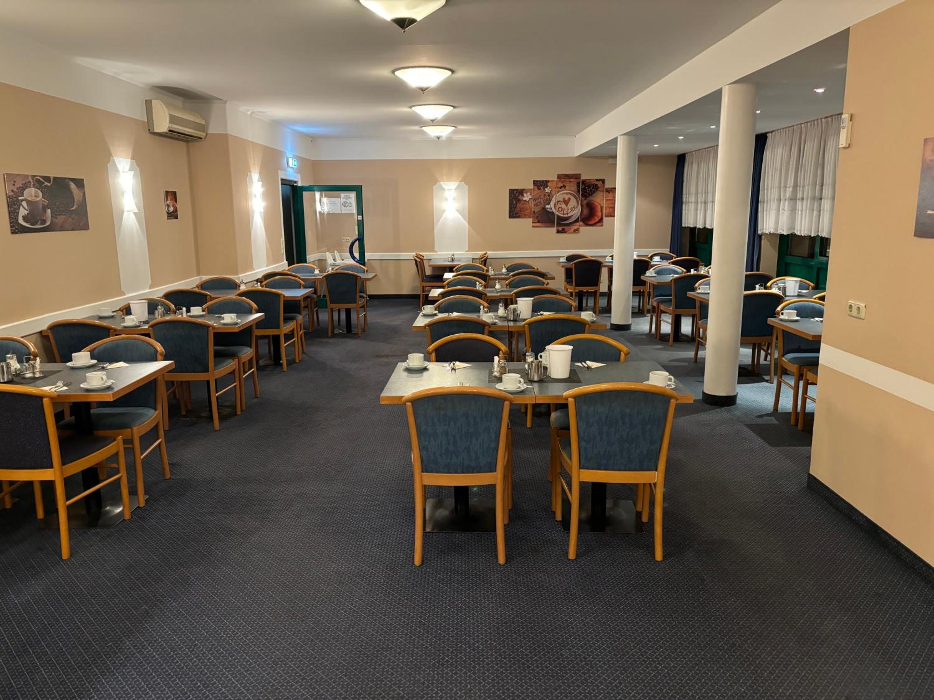 Arc Hotel 32/36