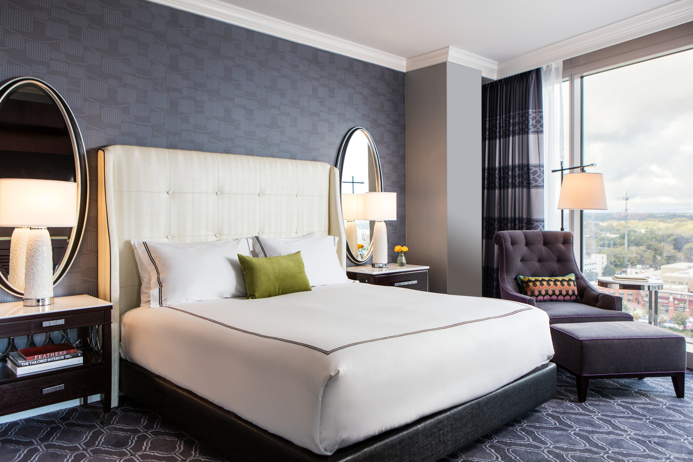 Spa, King Bed, Park View, Corner, Accessible