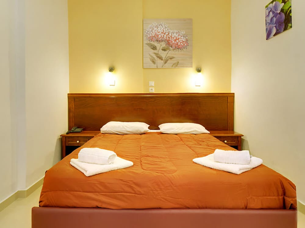 Gouvia Hotel 12/24