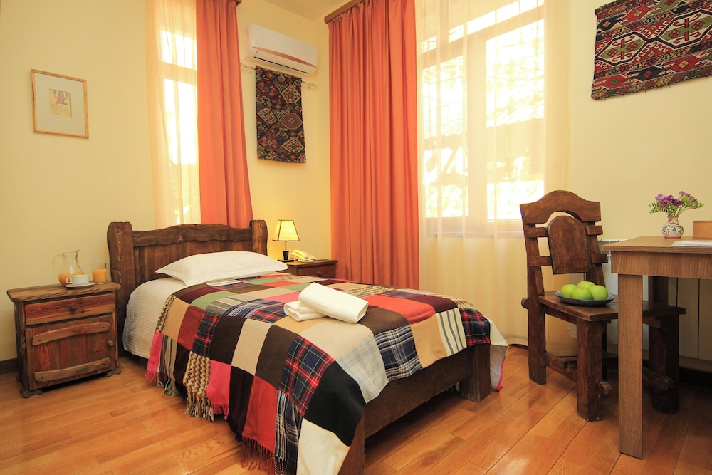 Silk Road Hotel 16/49