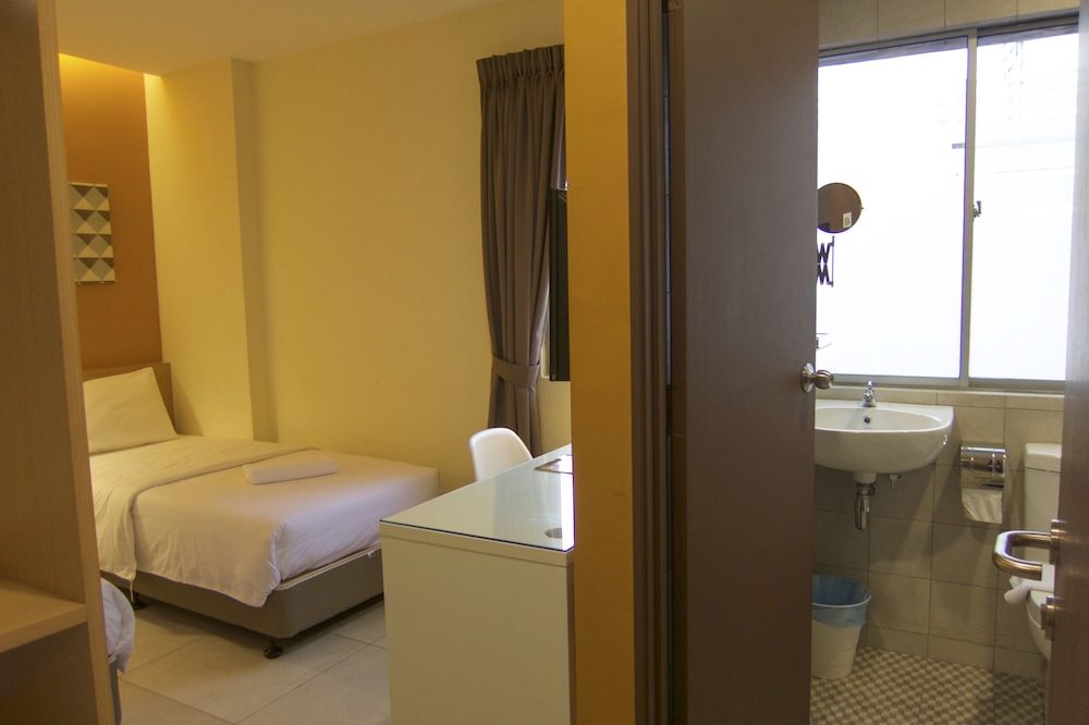 STANDARD, TWIN BEDS