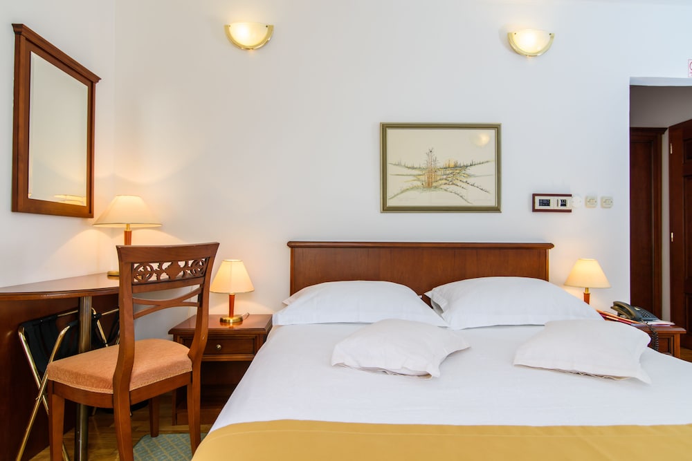 Hotel Vila Sikaa 20/77