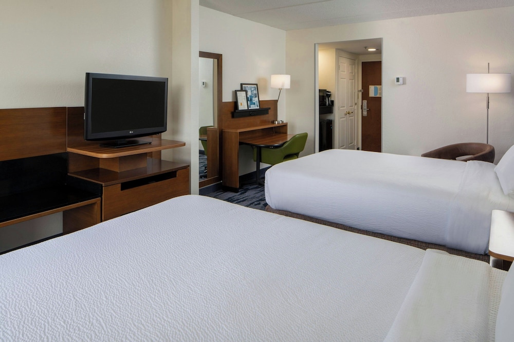 Fairfield Inn & Suites Atlanta Airport South/Sullivan Road 17/50