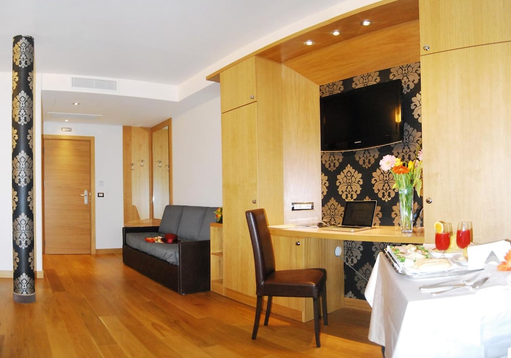 Hotel Royal Caserta 43/50