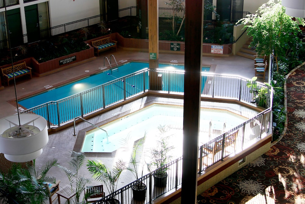 Radisson Hotel Lenexa Overland Park 5/54