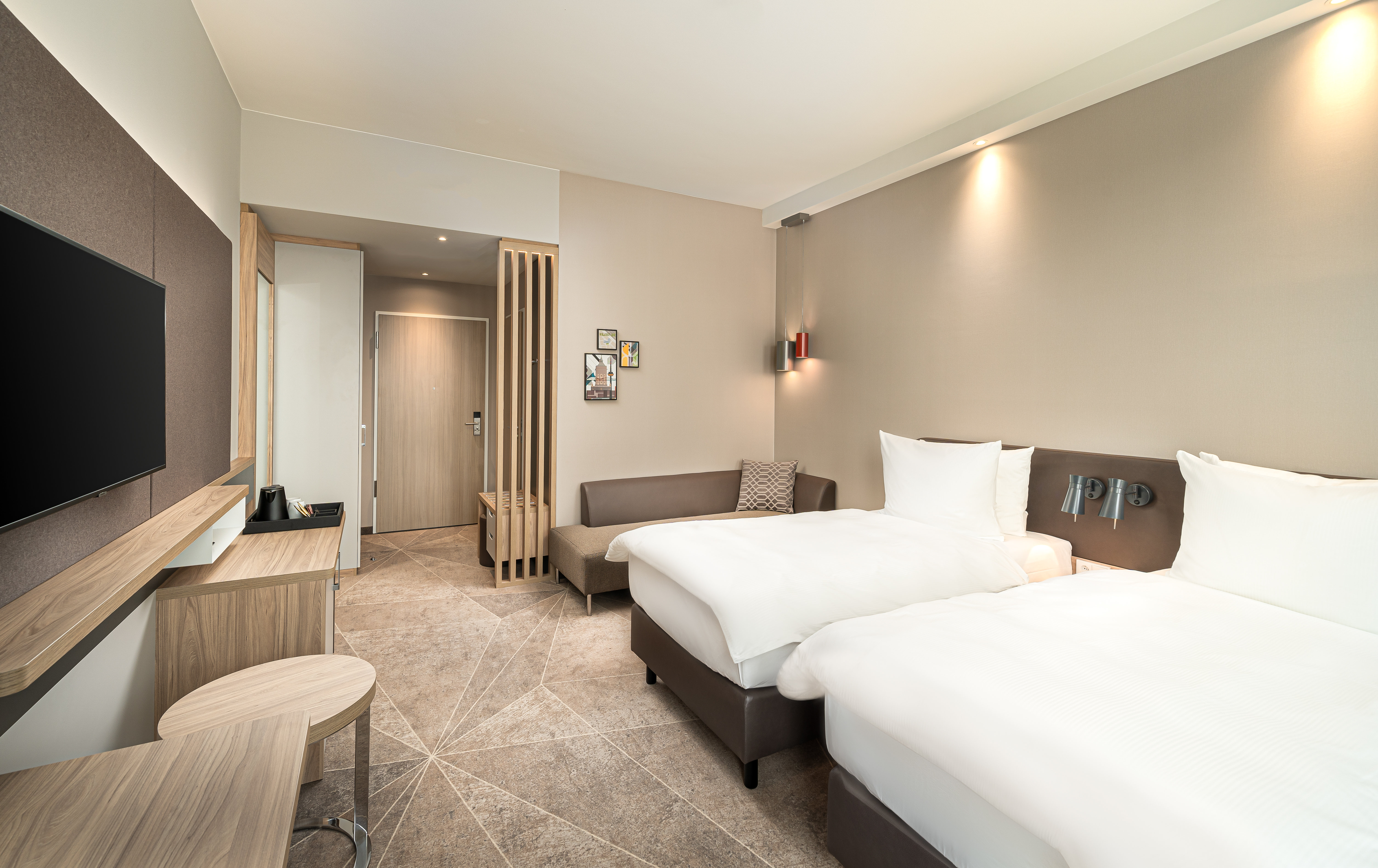 Room, Twin Beds