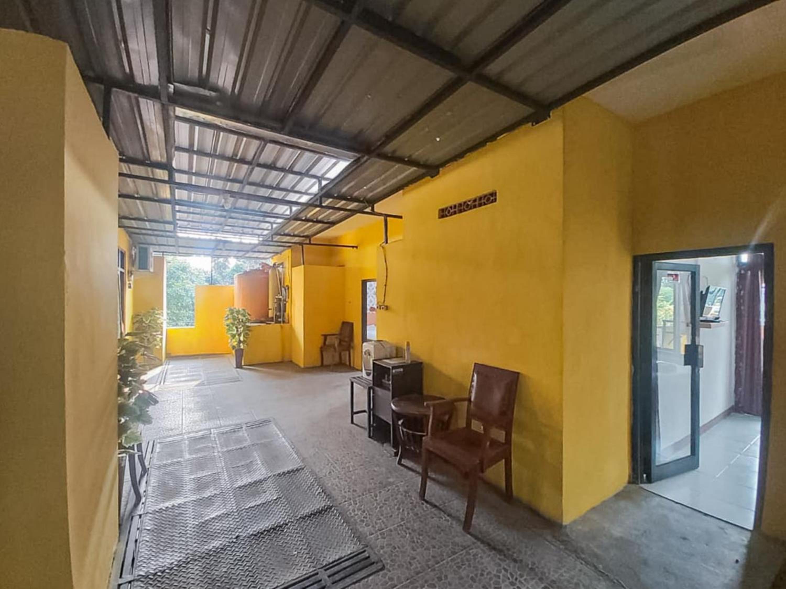 OYO 3895 D'Luck Homestay 27/37