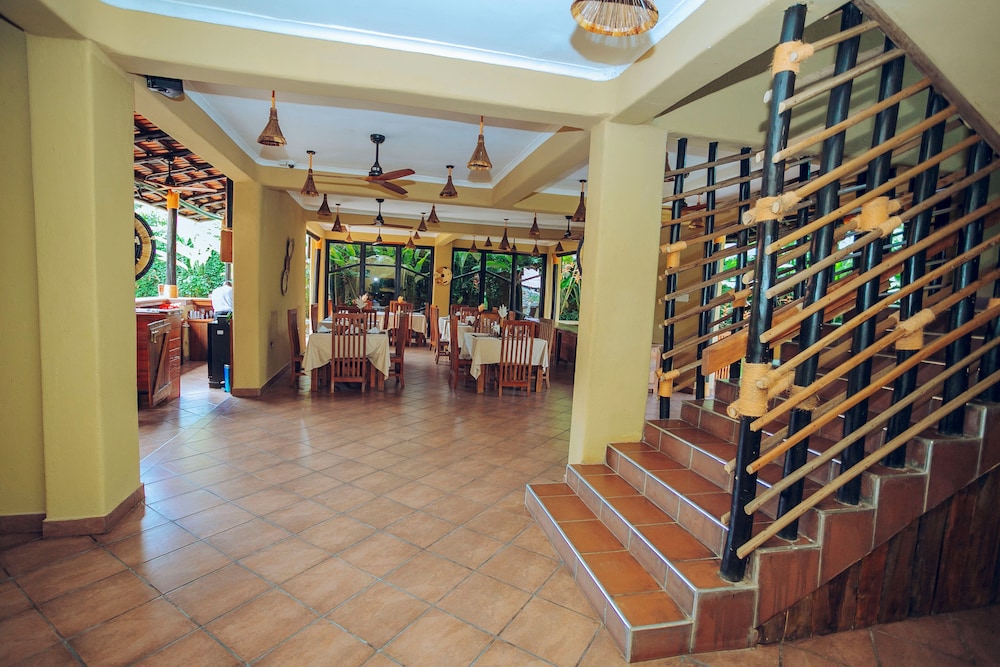 The Maridadi hotel 12/60