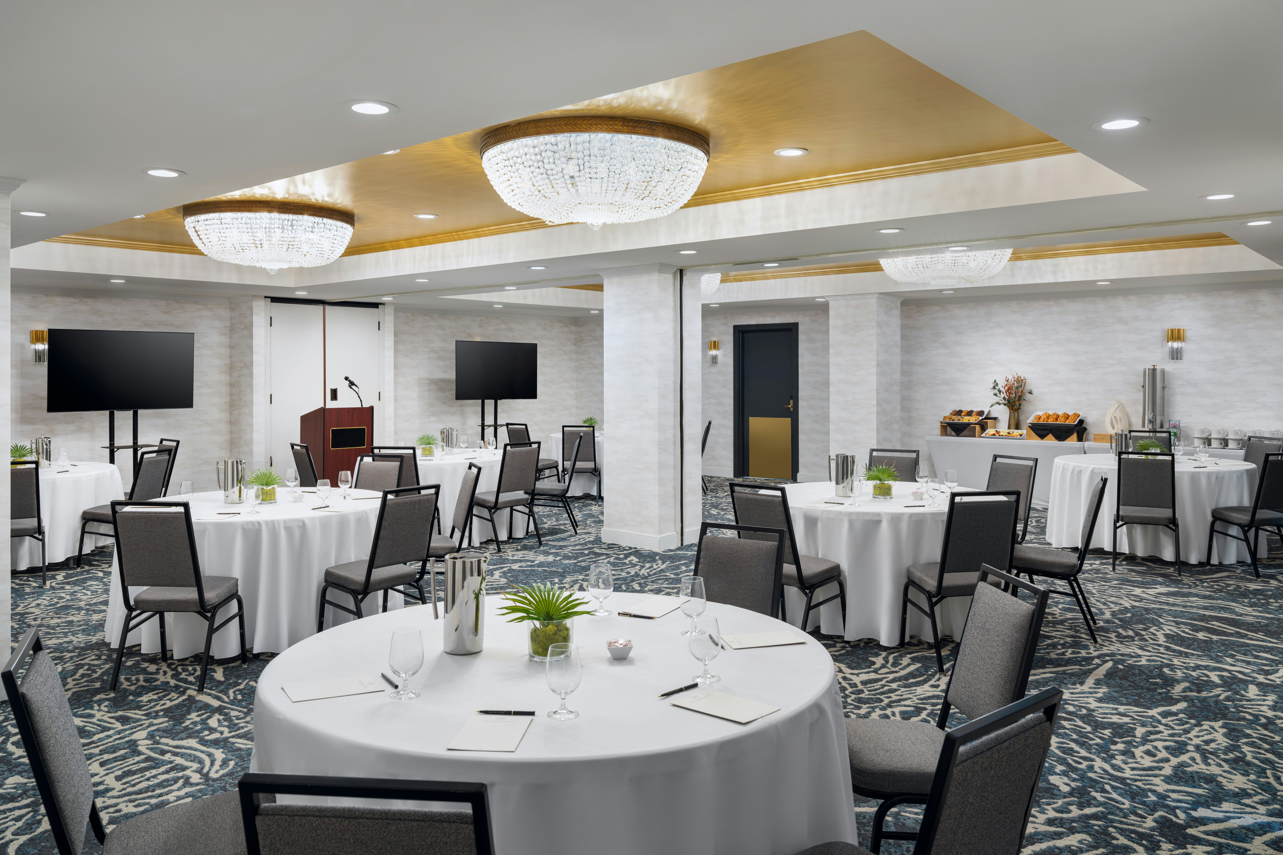 The Terrace Hotel Lakeland, Tapestry Collection by Hilton 55/71