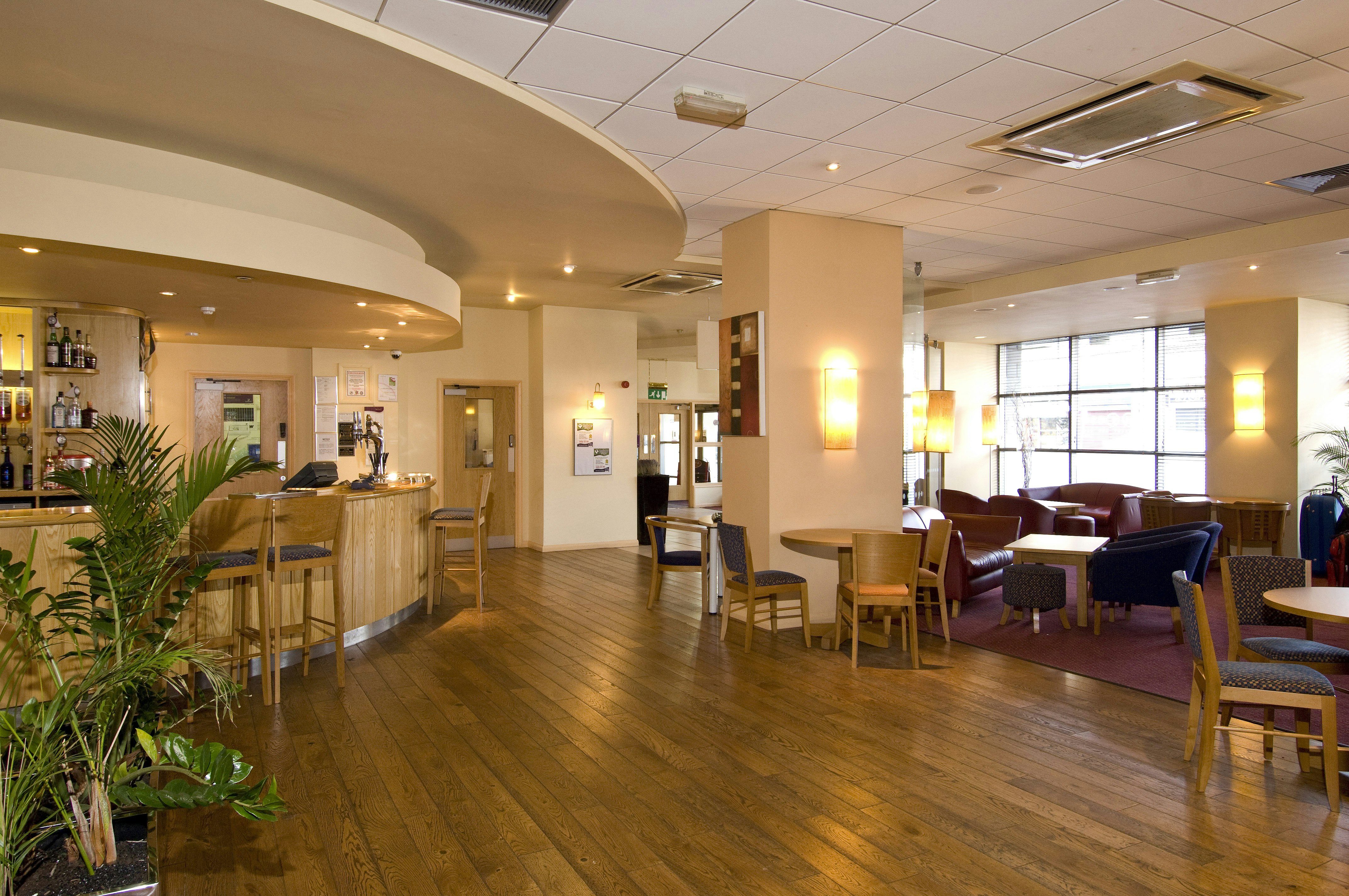 Premier Inn West Bromwich Town Centre (New Square) 22/26