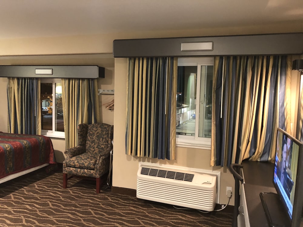 Casa Royal Inn 24/30