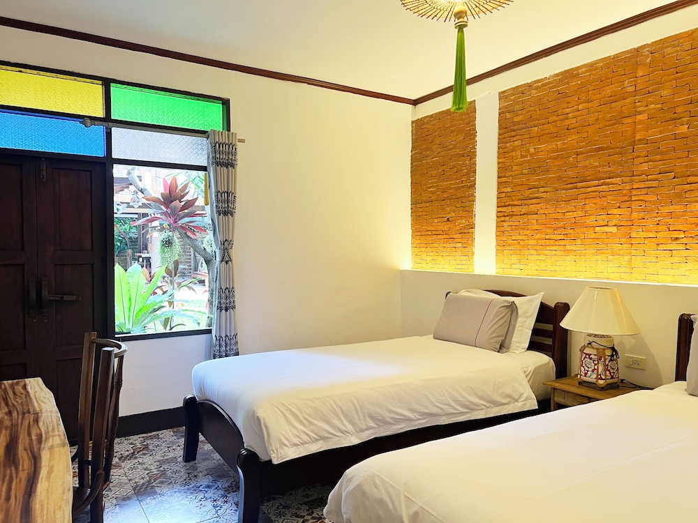SUPERIOR, DOUBLE BED