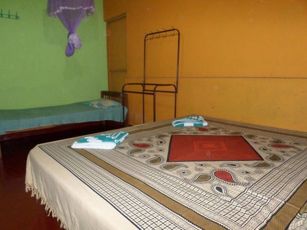 Pradeepa Guest House 13/19