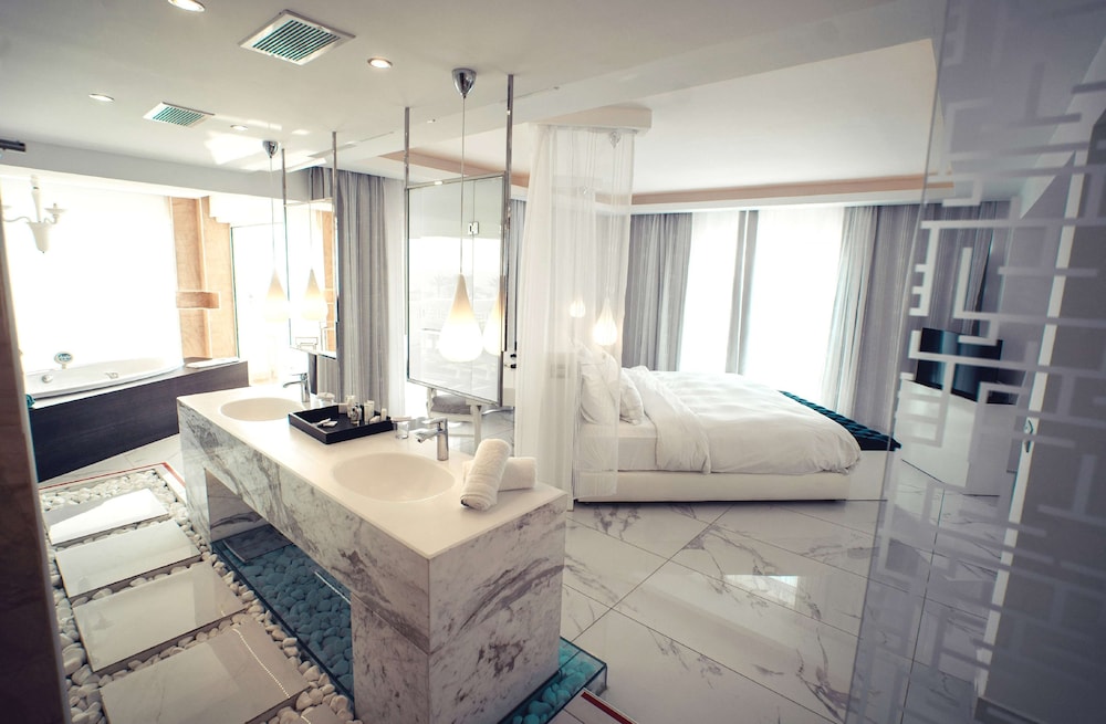 Minos Imperial Luxury Beach Resort and Spa Milatos 38/79