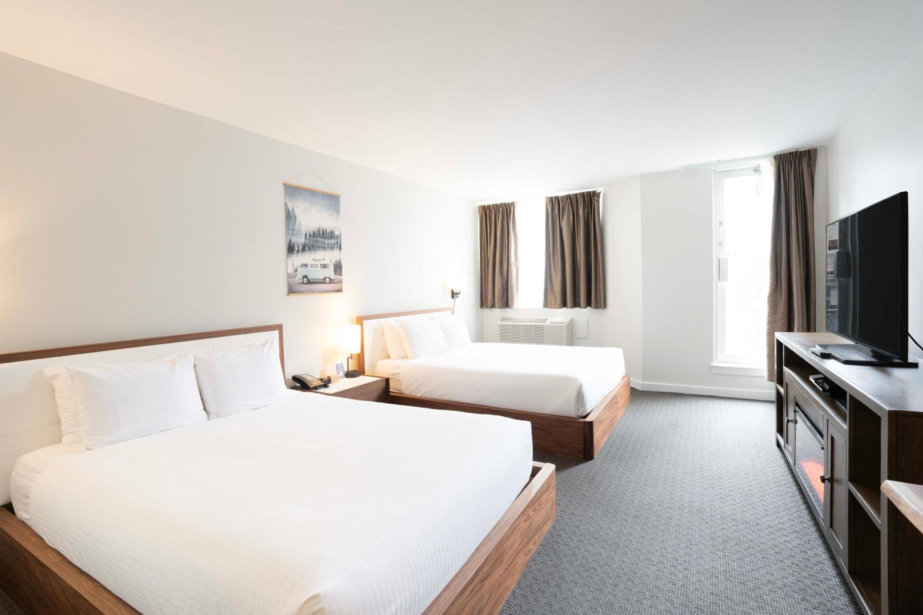 Village, 2 Queen Beds، Adara Hotel 8/10