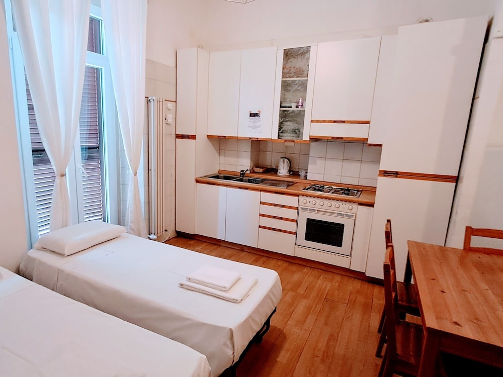 St John Villa B B 10/49