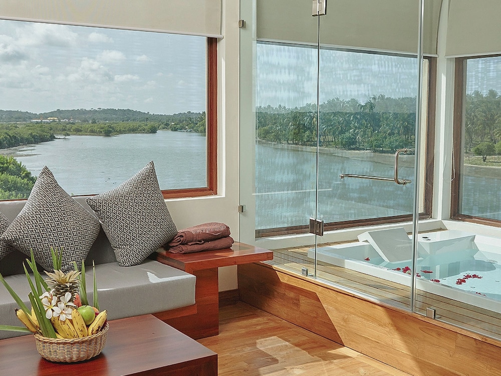 Amaranthe Bay Resort Spa 44/55