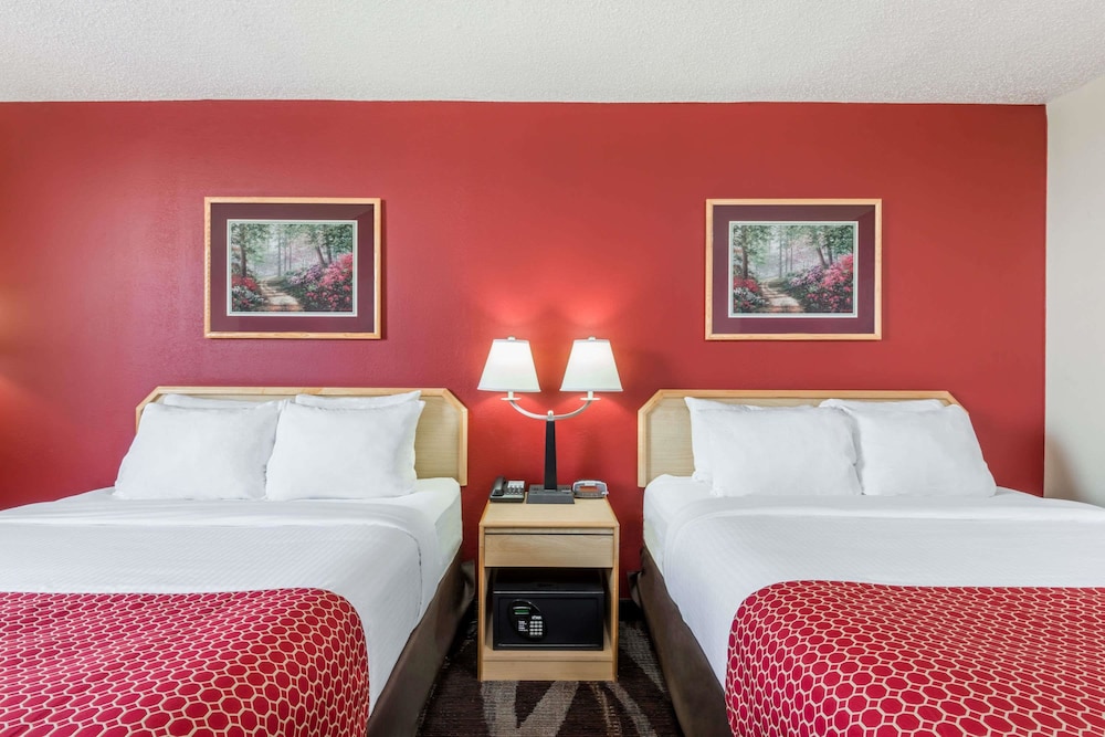 Days Inn by Wyndham Gillette 3/15