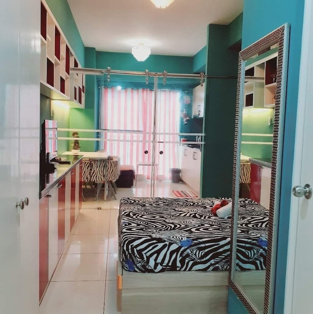 Tagaytay Condotel 21/36