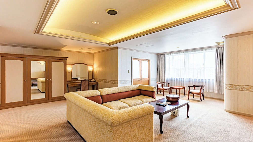 Okinawa Hotel 49/71