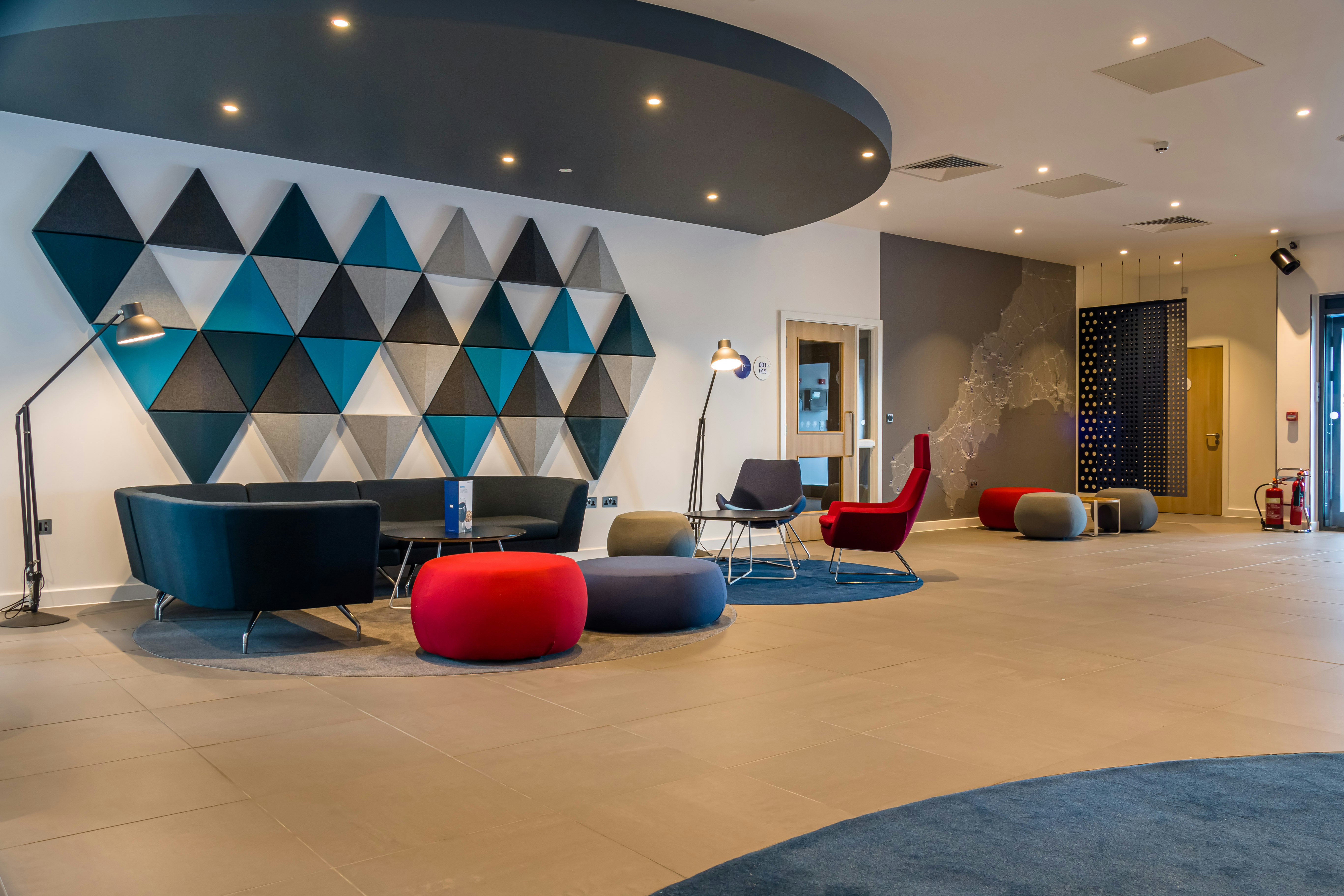 Holiday Inn Express Bodmin - Victoria Junction 70/80