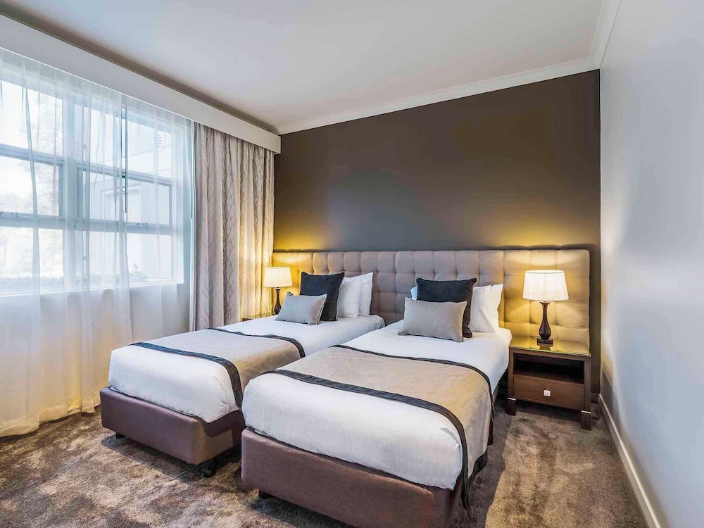 2 BEDROOMS, APARTMENT, KING AND TWIN BEDS