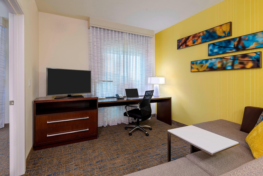 Residence Inn Fort Myers at I-75 and Gulf Coast Town Center 42/53