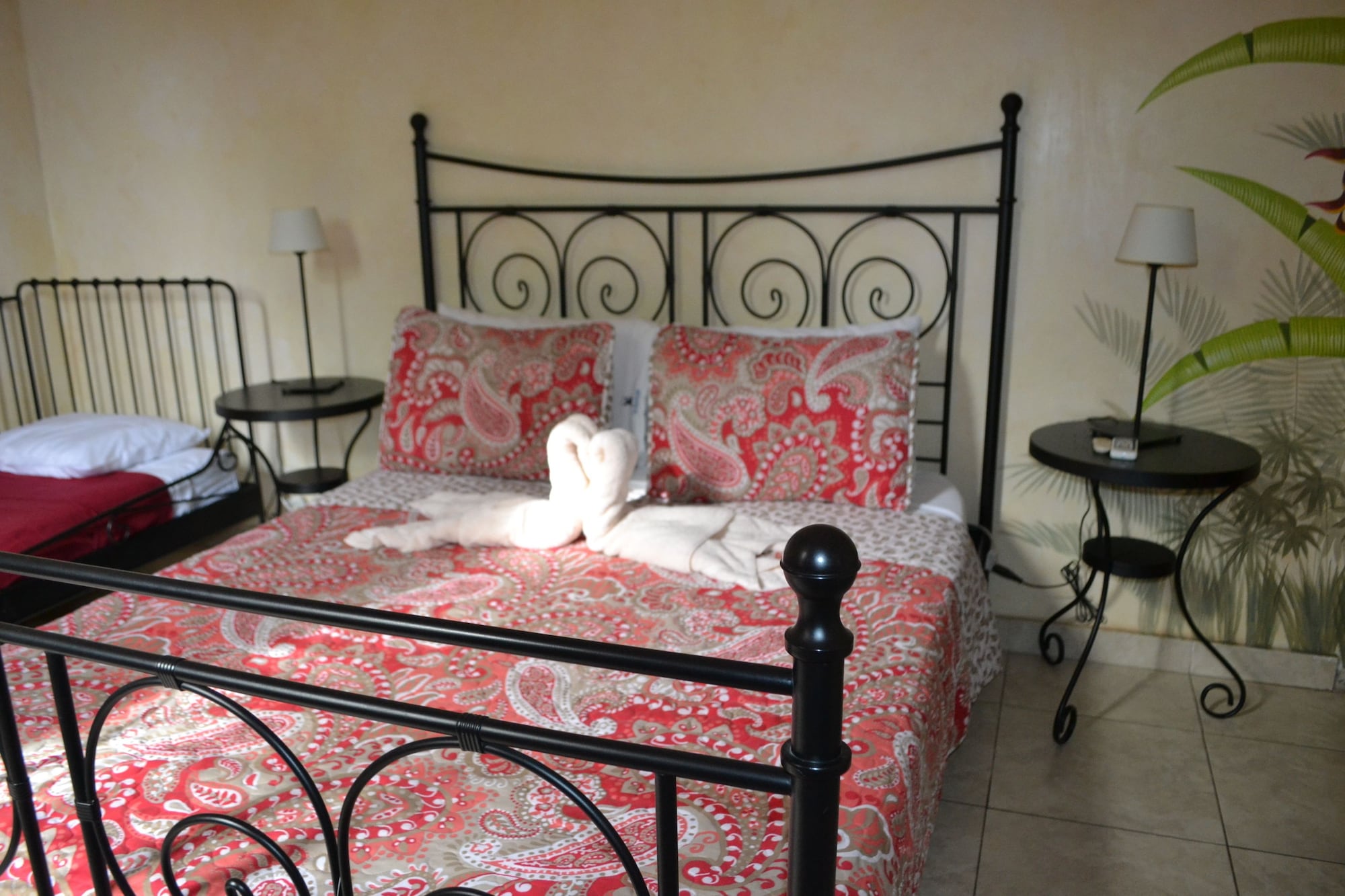 غرفة عائلية ثلاثية بسرير كوين وسرير فردي، The Balboa Inn Bed Breakfast 6/10