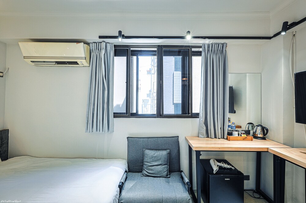 Lienfook Hostelry 31/54
