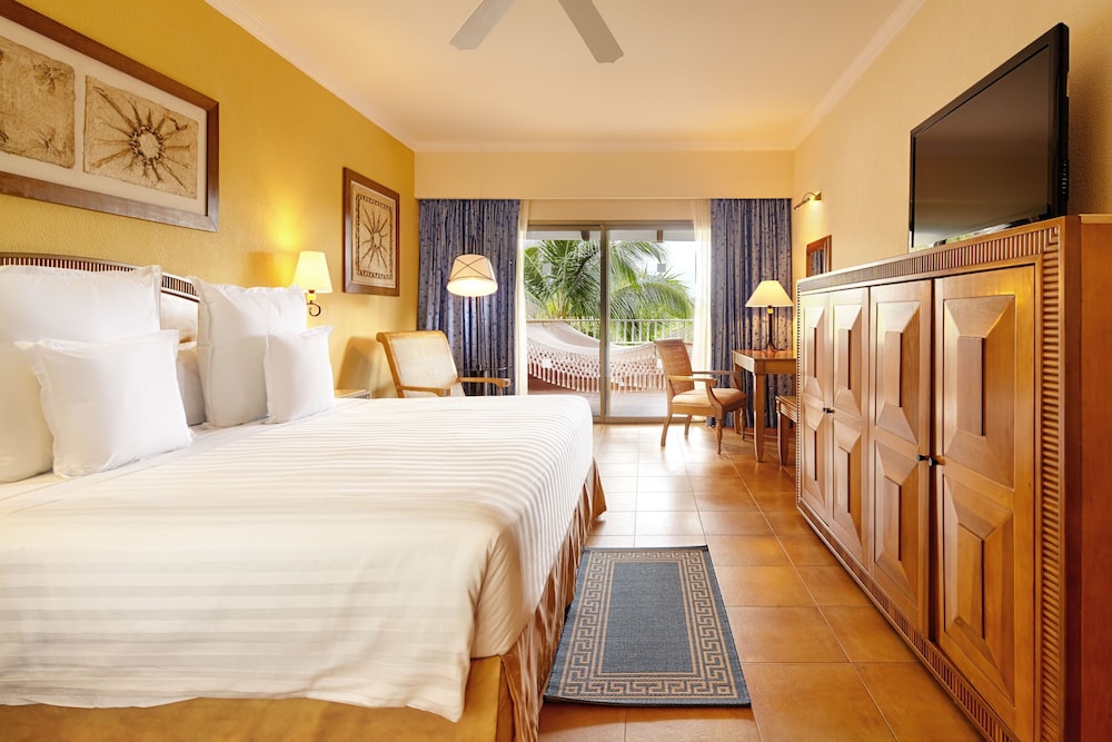 Barcelo Maya Tropical 6/48