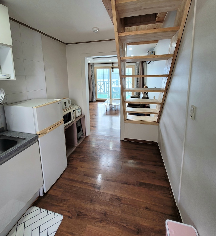 A Day In Geoje Pension 12/44