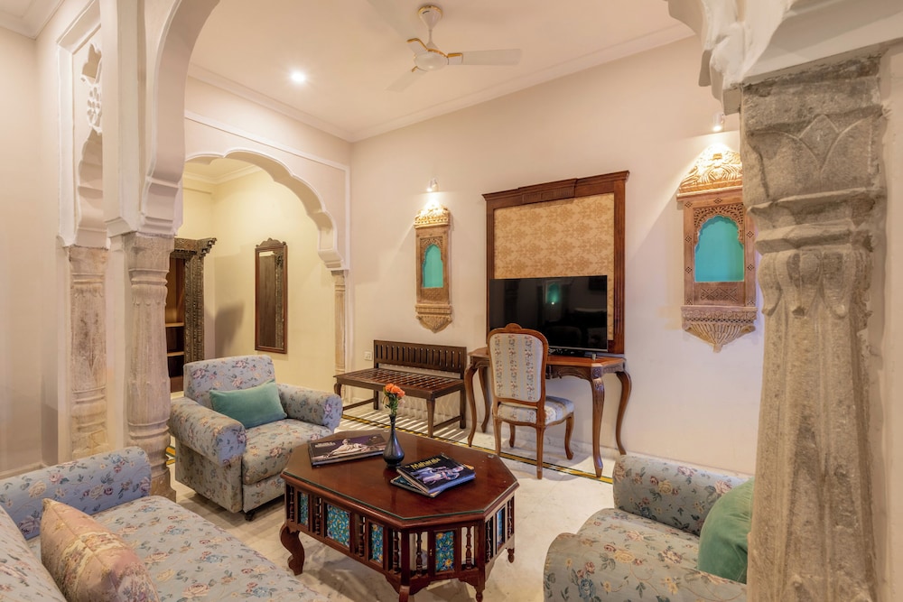 Rajasthan Palace Hotel 33/50