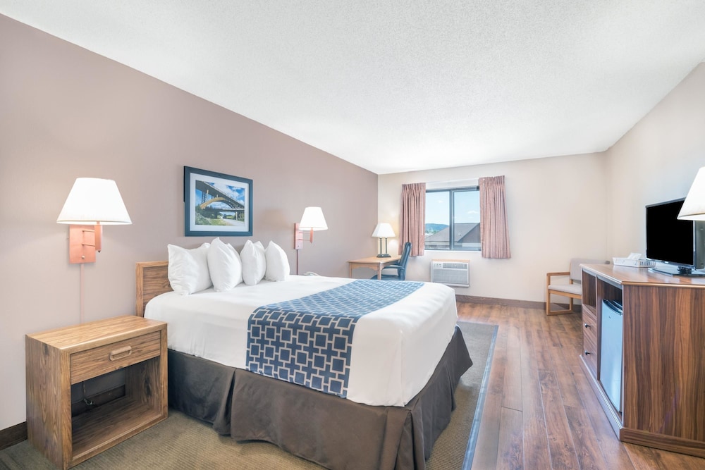 Days Inn by Wyndham Spearfish 14/38